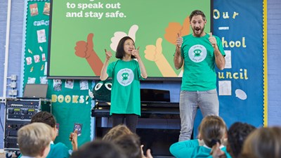 volunteer volunteering nspcc childline stay