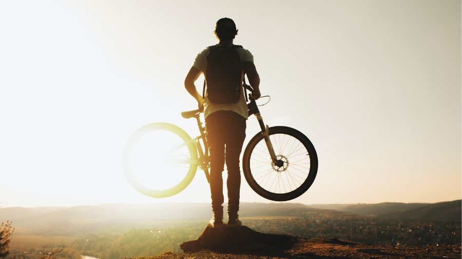 pexels-DFrank-bike-horizon.jpg