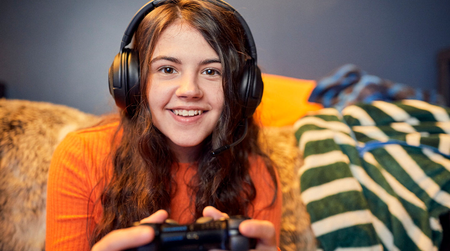gaming cropped.png