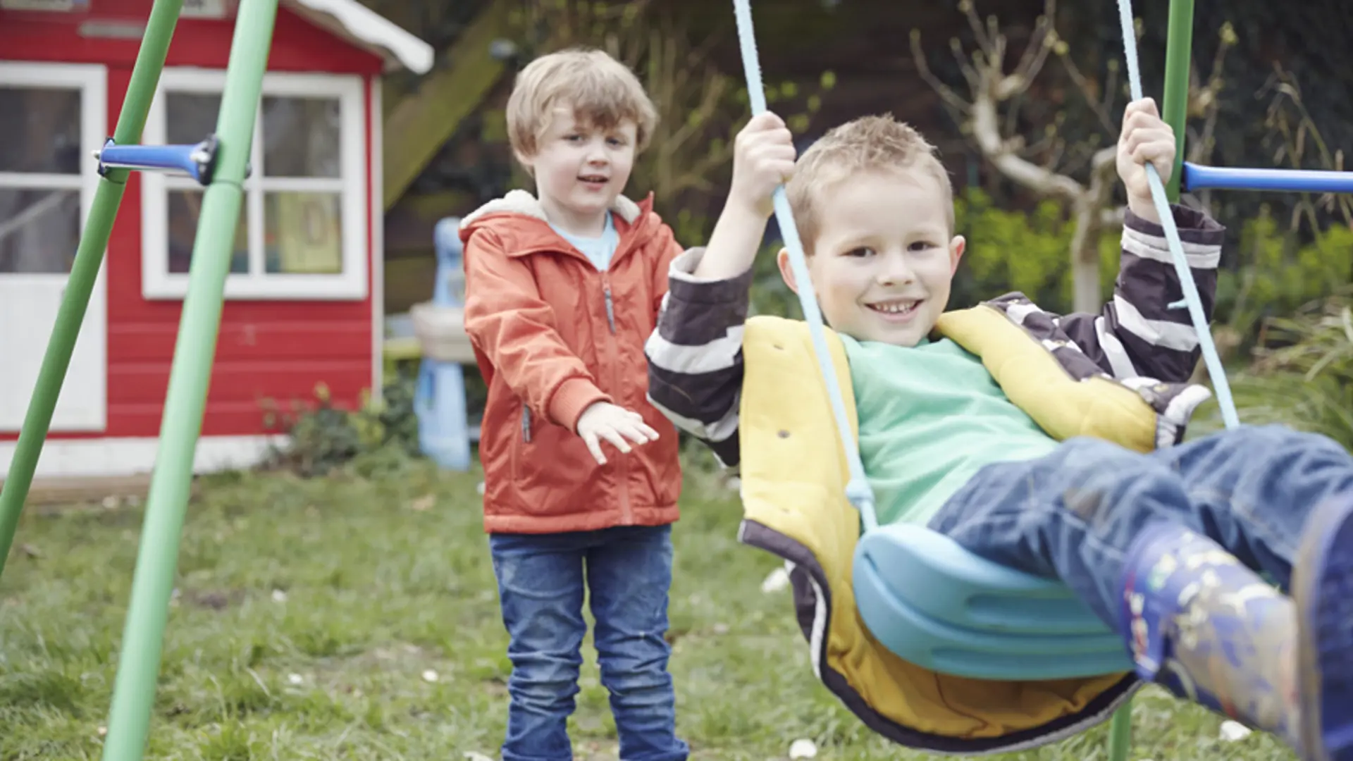20140918-033-boys-on-swing-1.jpg